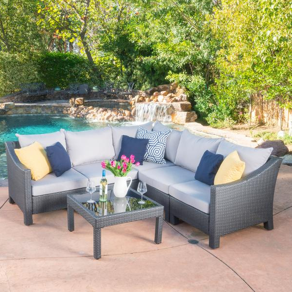 Blumer 6pc Outdoor Wicker V-Shaped Sectional Sofa Set W/ Cushions