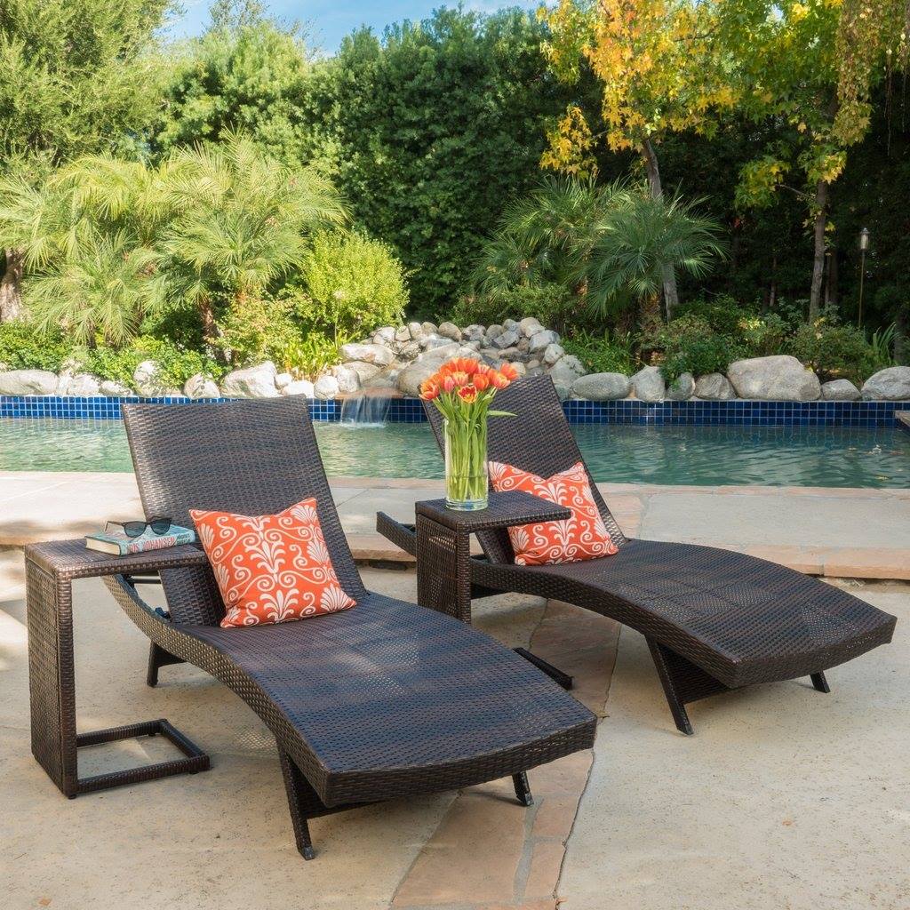 Anthony Wicker Chaise Lounge & Side Table Set