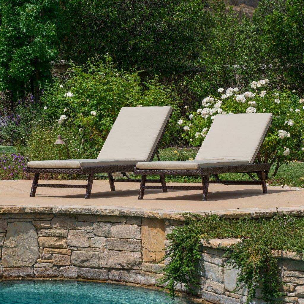 Montoya Outdoor Wicker Adjustable Chaise Lounge With Cushion (Set Of 2)